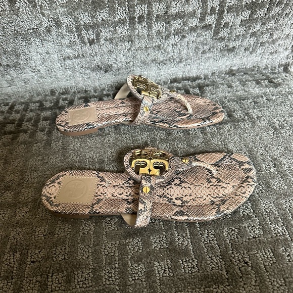 Tory Burch sandals - Picture 1 of 4